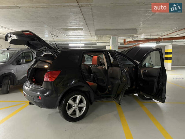 Черный Ниссан Кашкай, объемом двигателя 2 л и пробегом 248 тыс. км за 4690 $, фото 10 на Automoto.ua