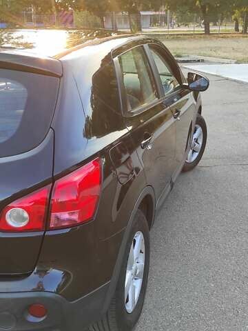 Черный Ниссан Кашкай, объемом двигателя 1.6 л и пробегом 260 тыс. км за 8300 $, фото 11 на Automoto.ua