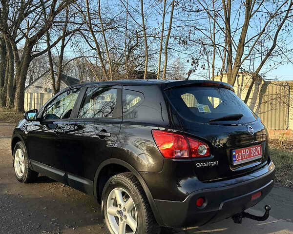 Черный Ниссан Кашкай, объемом двигателя 1.6 л и пробегом 196 тыс. км за 8599 $, фото 28 на Automoto.ua