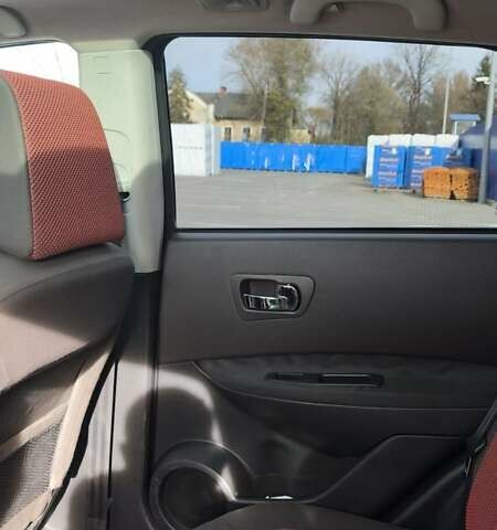 Чорний Ніссан Кашкай, об'ємом двигуна 1.46 л та пробігом 230 тис. км за 7700 $, фото 8 на Automoto.ua