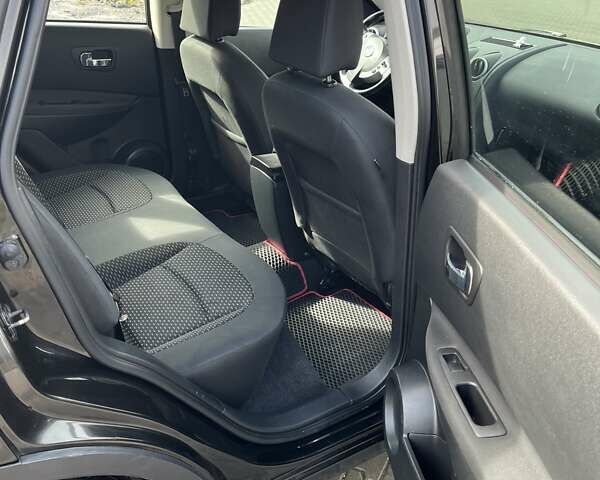 Черный Ниссан Кашкай, объемом двигателя 2 л и пробегом 229 тыс. км за 7300 $, фото 11 на Automoto.ua