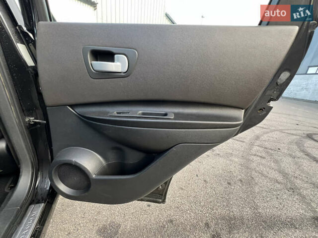 Черный Ниссан Кашкай, объемом двигателя 2 л и пробегом 164 тыс. км за 7300 $, фото 22 на Automoto.ua