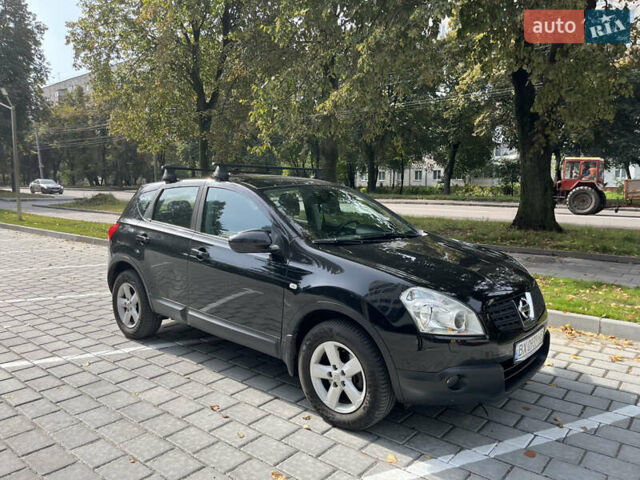 Черный Ниссан Кашкай, объемом двигателя 2 л и пробегом 237 тыс. км за 6899 $, фото 1 на Automoto.ua