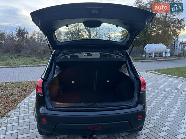 Чорний Ніссан Кашкай, об'ємом двигуна 2 л та пробігом 194 тис. км за 8500 $, фото 11 на Automoto.ua