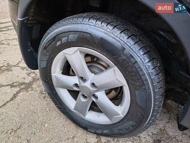 Черный Ниссан Кашкай, объемом двигателя 2 л и пробегом 167 тыс. км за 7999 $, фото 51 на Automoto.ua