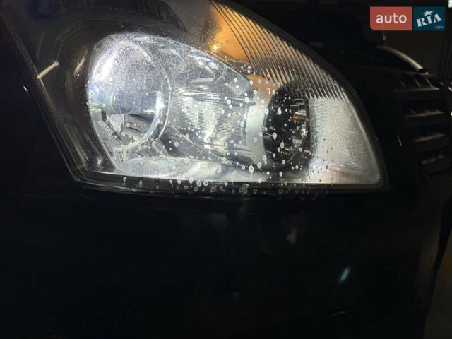 Черный Ниссан Кашкай, объемом двигателя 2 л и пробегом 248 тыс. км за 4690 $, фото 14 на Automoto.ua