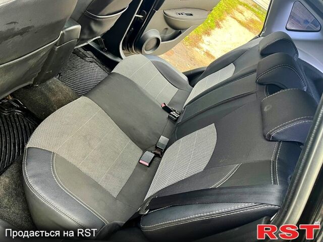 Черный Ниссан Кашкай, объемом двигателя 2 л и пробегом 185 тыс. км за 7499 $, фото 7 на Automoto.ua