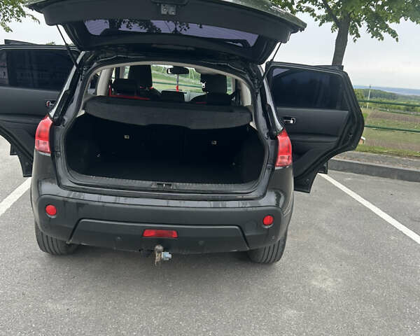 Черный Ниссан Кашкай, объемом двигателя 1.5 л и пробегом 200 тыс. км за 8100 $, фото 8 на Automoto.ua