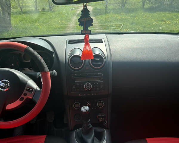 Черный Ниссан Кашкай, объемом двигателя 1.5 л и пробегом 200 тыс. км за 8100 $, фото 10 на Automoto.ua