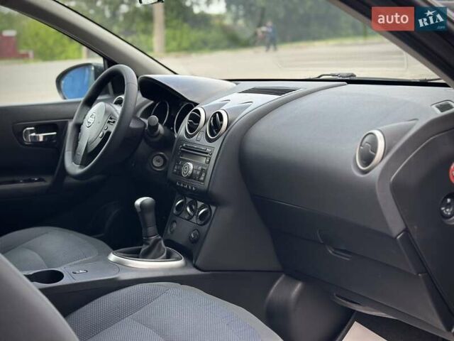 Черный Ниссан Кашкай, объемом двигателя 1.6 л и пробегом 200 тыс. км за 8900 $, фото 63 на Automoto.ua