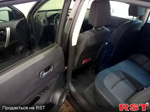 Черный Ниссан Кашкай, объемом двигателя 2 л и пробегом 143 тыс. км за 7000 $, фото 3 на Automoto.ua