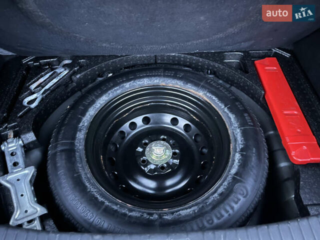 Чорний Ніссан Кашкай, об'ємом двигуна 2 л та пробігом 194 тис. км за 8500 $, фото 12 на Automoto.ua
