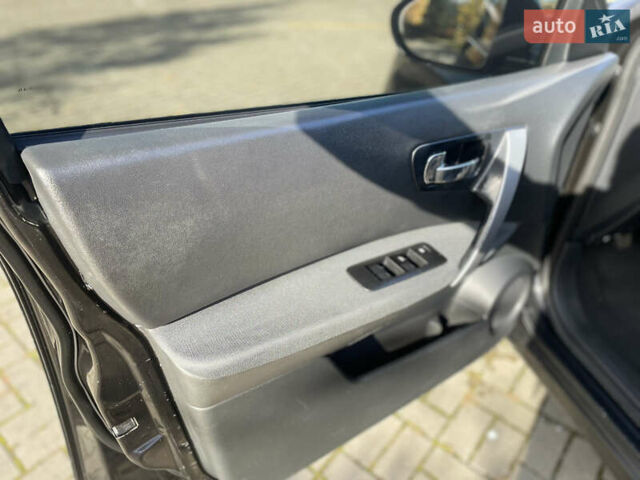 Ніссан Кашкай 2007 у Дрогобичі на Automoto.ua Чорний Ніссан Кашкай, об'ємом двигуна 1.6 л та пробігом 210 тис. км за 7000 $, фото 19 на Automoto.ua