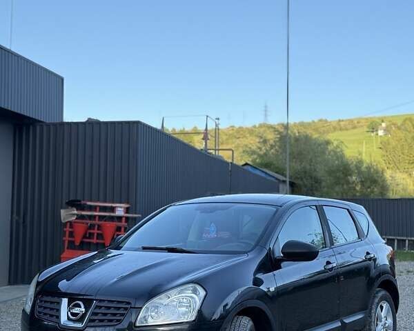 Черный Ниссан Кашкай, объемом двигателя 1.6 л и пробегом 197 тыс. км за 6000 $, фото 7 на Automoto.ua