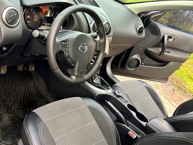 Черный Ниссан Кашкай, объемом двигателя 2 л и пробегом 185 тыс. км за 7499 $, фото 11 на Automoto.ua