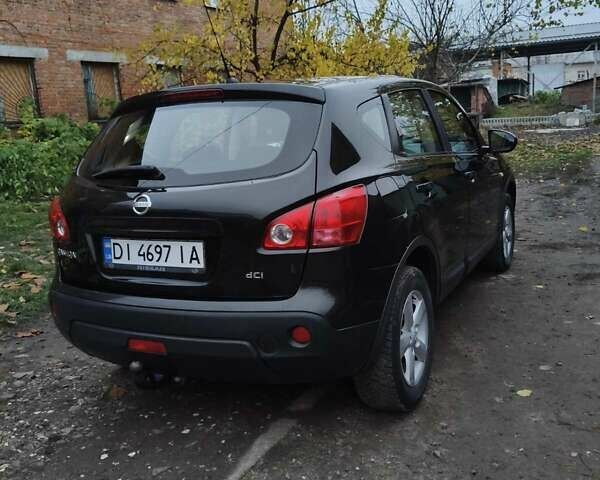 Черный Ниссан Кашкай, объемом двигателя 1.46 л и пробегом 200 тыс. км за 9000 $, фото 4 на Automoto.ua