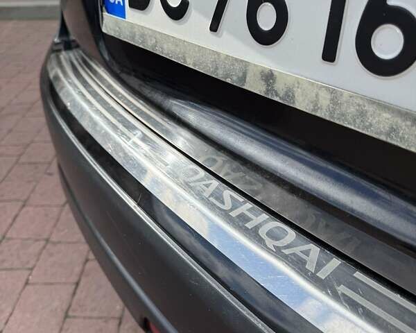 Черный Ниссан Кашкай, объемом двигателя 2 л и пробегом 251 тыс. км за 8500 $, фото 23 на Automoto.ua