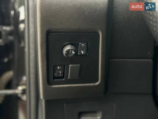 Чорний Ніссан Кашкай, об'ємом двигуна 2 л та пробігом 167 тис. км за 8200 $, фото 23 на Automoto.ua