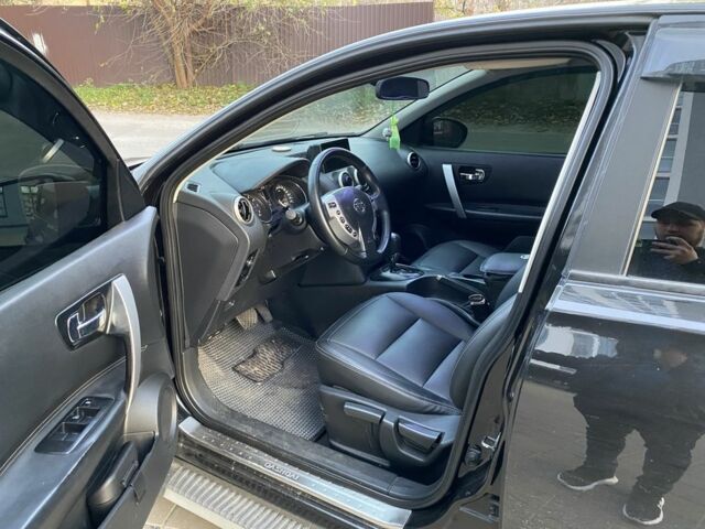 Черный Ниссан Кашкай, объемом двигателя 2 л и пробегом 190 тыс. км за 8200 $, фото 4 на Automoto.ua