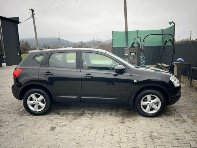 Черный Ниссан Кашкай, объемом двигателя 1.5 л и пробегом 240 тыс. км за 8000 $, фото 3 на Automoto.ua