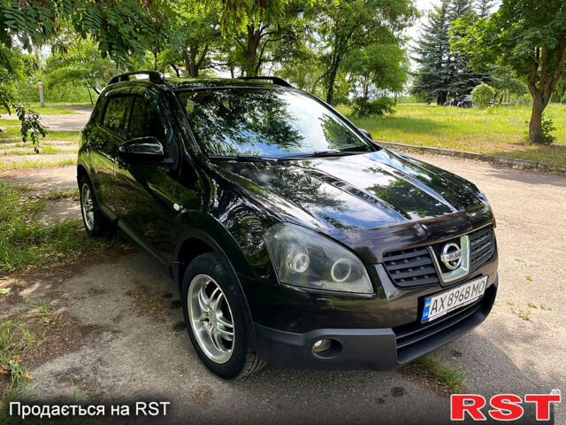 Черный Ниссан Кашкай, объемом двигателя 1.6 л и пробегом 214 тыс. км за 7500 $, фото 3 на Automoto.ua