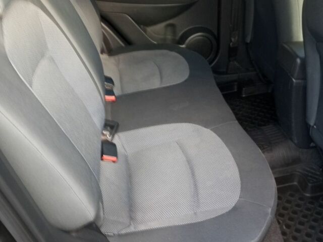 Чорний Ніссан Кашкай, об'ємом двигуна 1.6 л та пробігом 131 тис. км за 8700 $, фото 14 на Automoto.ua