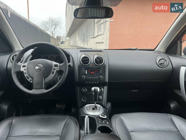 Черный Ниссан Кашкай, объемом двигателя 2 л и пробегом 127 тыс. км за 8700 $, фото 61 на Automoto.ua