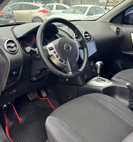 Чорний Ніссан Кашкай, об'ємом двигуна 2 л та пробігом 215 тис. км за 8300 $, фото 10 на Automoto.ua