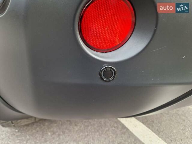 Черный Ниссан Кашкай, объемом двигателя 2 л и пробегом 65 тыс. км за 10400 $, фото 40 на Automoto.ua