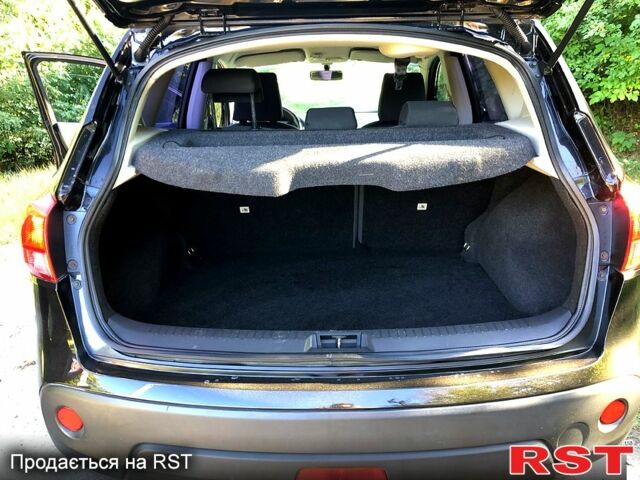 Черный Ниссан Кашкай, объемом двигателя 1.5 л и пробегом 237 тыс. км за 8600 $, фото 4 на Automoto.ua