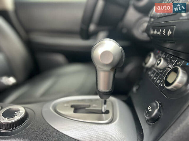 Черный Ниссан Кашкай, объемом двигателя 2 л и пробегом 127 тыс. км за 8700 $, фото 71 на Automoto.ua