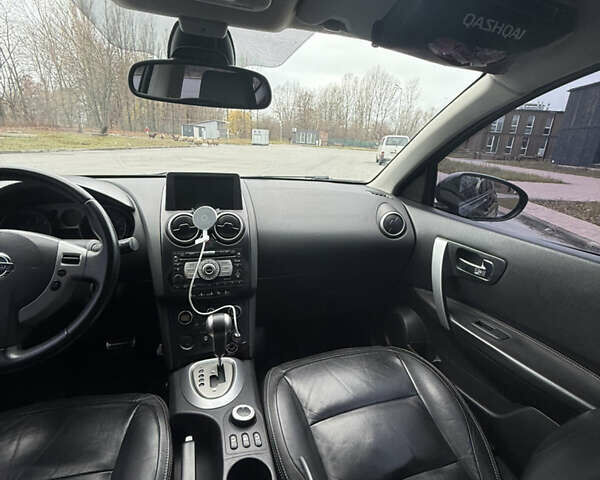 Черный Ниссан Кашкай, объемом двигателя 2 л и пробегом 295 тыс. км за 9200 $, фото 19 на Automoto.ua