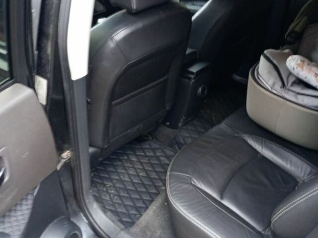 Черный Ниссан Кашкай, объемом двигателя 2 л и пробегом 298 тыс. км за 8300 $, фото 11 на Automoto.ua