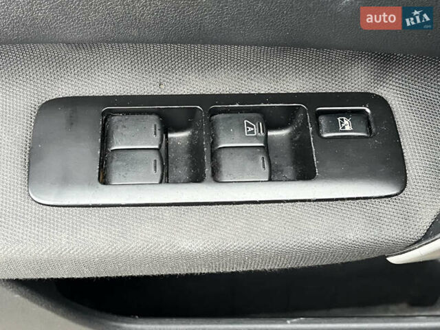 Черный Ниссан Кашкай, объемом двигателя 1.46 л и пробегом 236 тыс. км за 8300 $, фото 11 на Automoto.ua