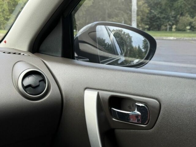 Чорний Ніссан Кашкай, об'ємом двигуна 2 л та пробігом 220 тис. км за 9200 $, фото 2 на Automoto.ua