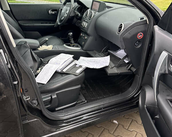 Черный Ниссан Кашкай, объемом двигателя 1.5 л и пробегом 228 тыс. км за 8500 $, фото 38 на Automoto.ua