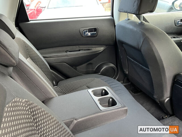 Черный Ниссан Кашкай, объемом двигателя 1.5 л и пробегом 290 тыс. км за 8600 $, фото 20 на Automoto.ua