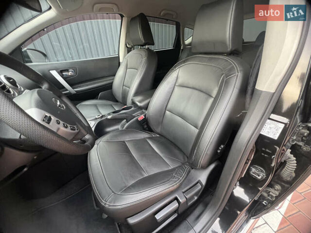 Черный Ниссан Кашкай, объемом двигателя 2 л и пробегом 127 тыс. км за 8700 $, фото 45 на Automoto.ua