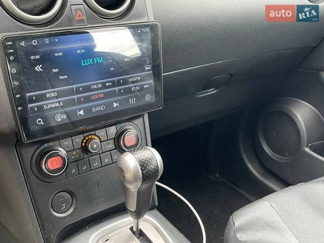 Чорний Ніссан Кашкай, об'ємом двигуна 2 л та пробігом 266 тис. км за 6800 $, фото 8 на Automoto.ua