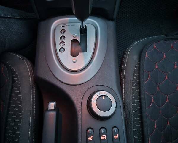 Чорний Ніссан Кашкай, об'ємом двигуна 2 л та пробігом 300 тис. км за 7900 $, фото 32 на Automoto.ua