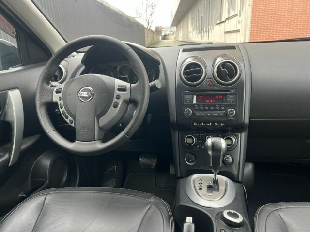 Черный Ниссан Кашкай, объемом двигателя 2 л и пробегом 127 тыс. км за 8700 $, фото 19 на Automoto.ua