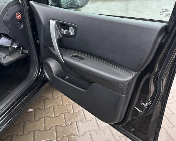 Черный Ниссан Кашкай, объемом двигателя 1.5 л и пробегом 228 тыс. км за 8500 $, фото 40 на Automoto.ua