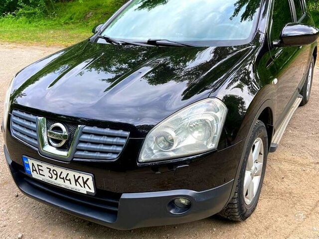 Черный Ниссан Кашкай, объемом двигателя 2 л и пробегом 190 тыс. км за 7900 $, фото 1 на Automoto.ua