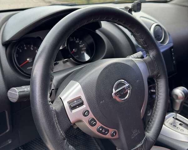 Черный Ниссан Кашкай, объемом двигателя 2 л и пробегом 250 тыс. км за 7900 $, фото 2 на Automoto.ua