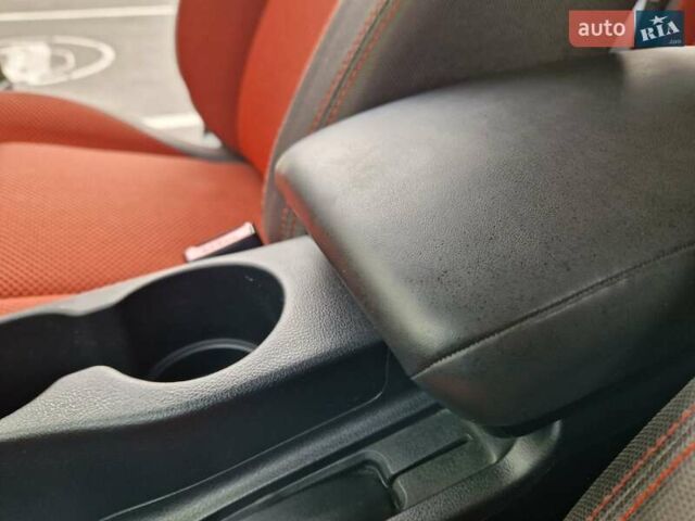 Черный Ниссан Кашкай, объемом двигателя 2 л и пробегом 65 тыс. км за 10400 $, фото 68 на Automoto.ua