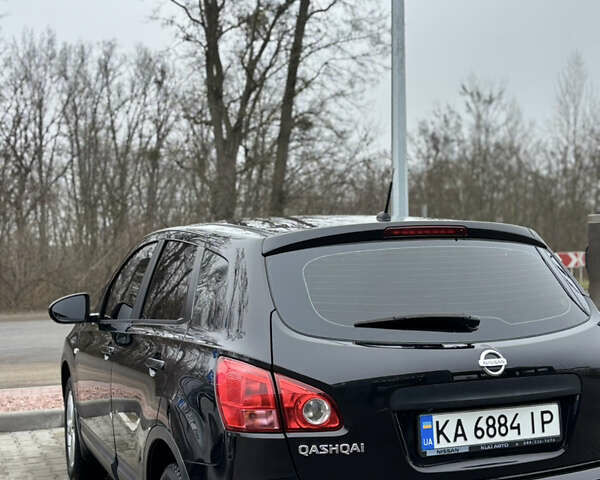 Черный Ниссан Кашкай, объемом двигателя 2 л и пробегом 150 тыс. км за 9200 $, фото 9 на Automoto.ua