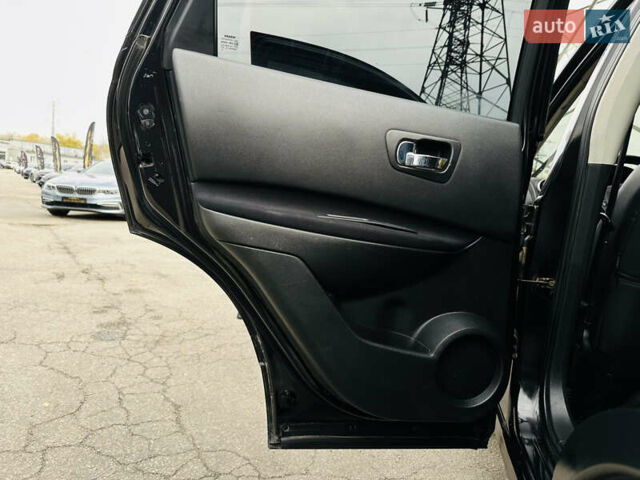 Черный Ниссан Кашкай, объемом двигателя 2 л и пробегом 329 тыс. км за 7200 $, фото 16 на Automoto.ua