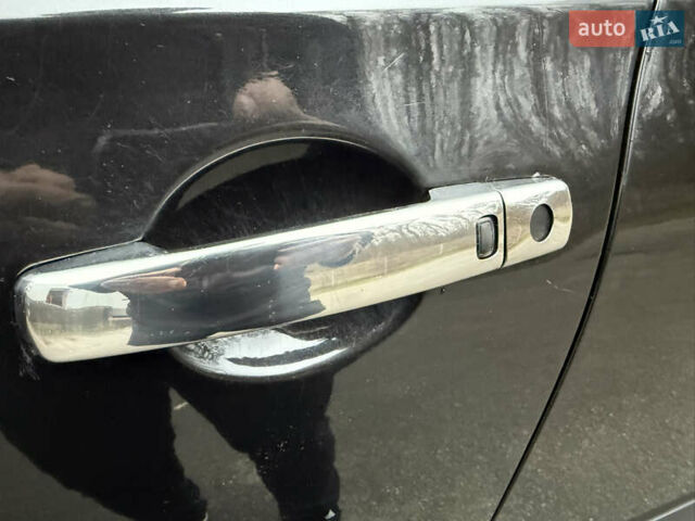 Чорний Ніссан Кашкай, об'ємом двигуна 2 л та пробігом 287 тис. км за 7500 $, фото 31 на Automoto.ua