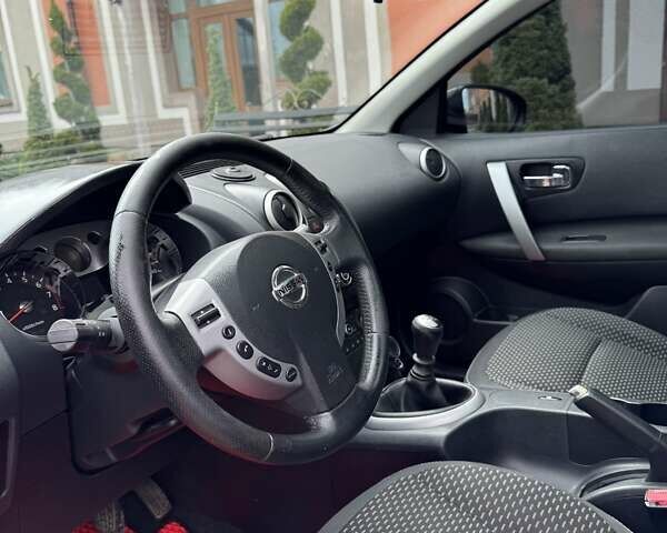 Черный Ниссан Кашкай, объемом двигателя 2 л и пробегом 251 тыс. км за 8500 $, фото 36 на Automoto.ua