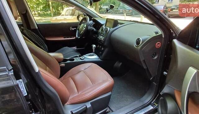 Черный Ниссан Кашкай, объемом двигателя 2 л и пробегом 299 тыс. км за 8800 $, фото 4 на Automoto.ua